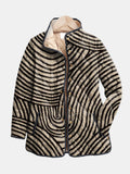 Inaya | Chaqueta Acolchada con Diseño de Círculo Dibujado a Mano Retro