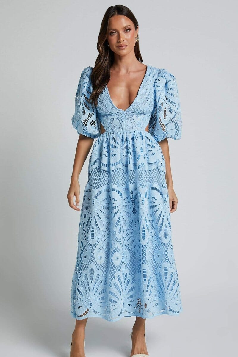 Sandra | Vestido Midi de Encaje Bordado