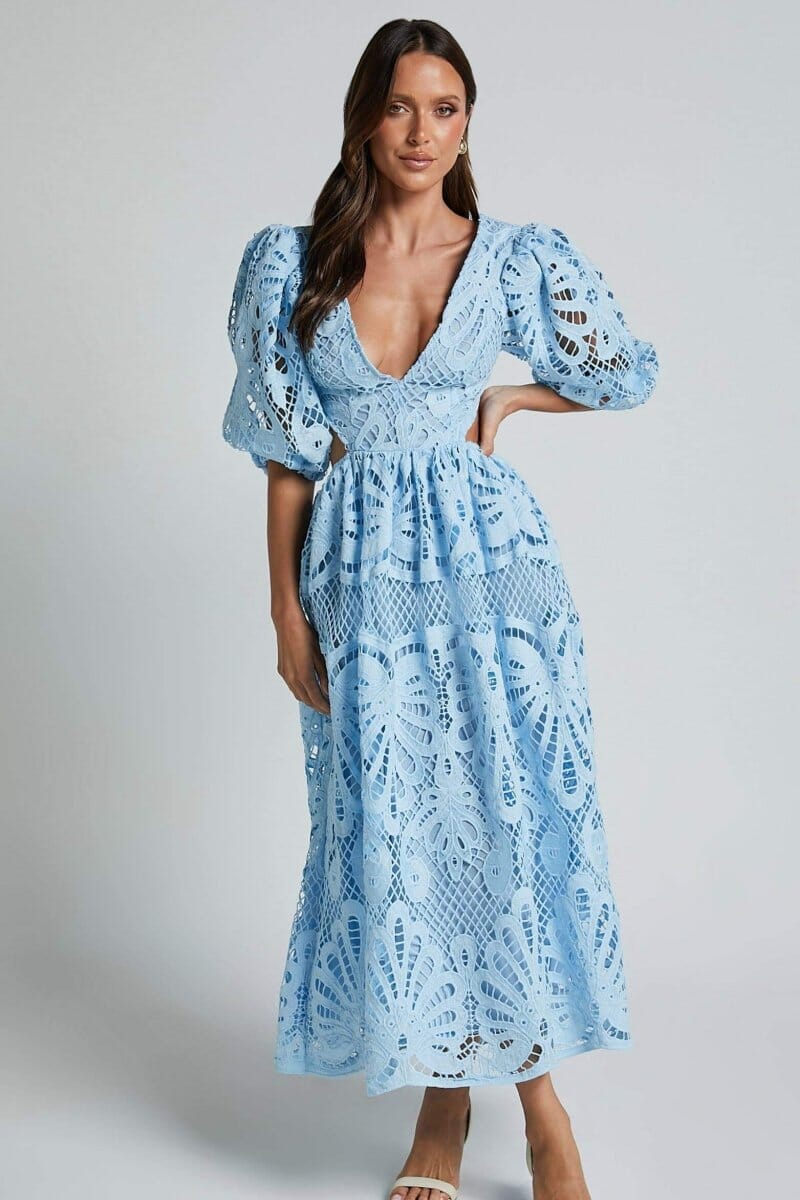 Sandra | Vestido Midi de Encaje Bordado