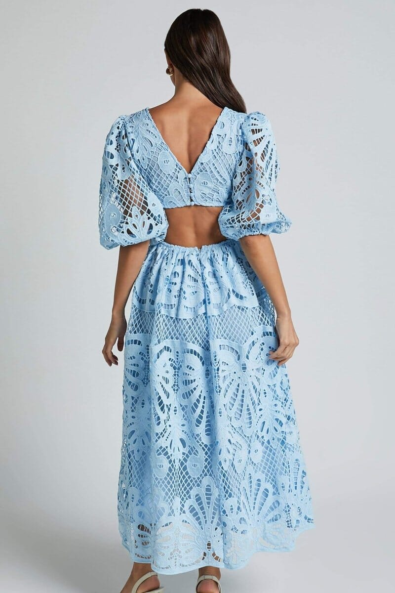 Sandra | Vestido Midi de Encaje Bordado